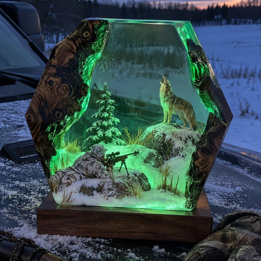 Sadie hunting resin lamp, Winter Coyote scene with green glow